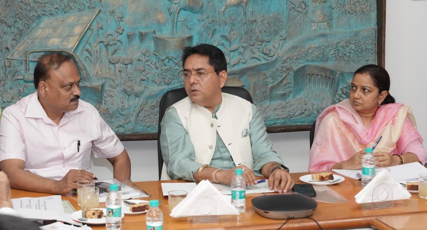 पंजाब सरकार 390 सरकारी इमारतों पर 30 मेगावाट क्षमता वाले सौर ऊर्जा प्लांट करेगी स्थापित