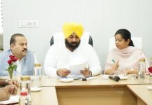 स्थानीय निकाय मंत्री हरजोत सिंह बैंस द्वारा ट्राइसिटी से सटे कस्बों में शहरी बुनियादी ढांचे संबंधी विभिन्न परियोजनाओं की घोषणा; विकास कार्यों की साप्ताहिक समीक्षा के निर्देश
